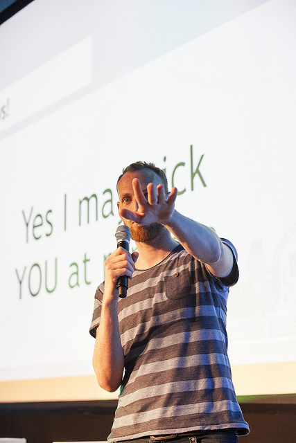 Roy van Rijn speaking at Devoxx UK